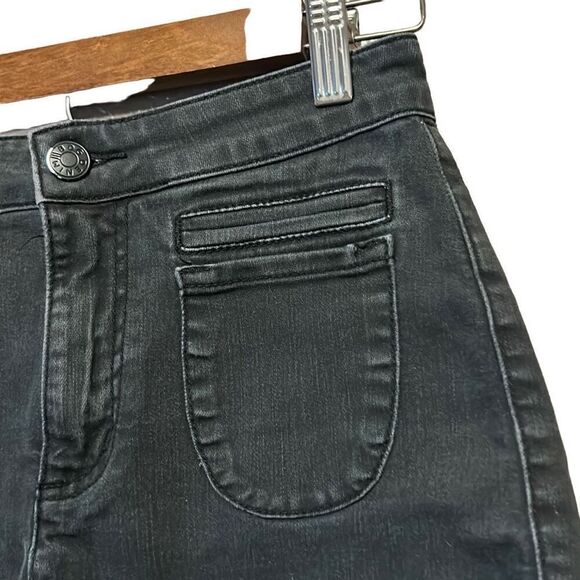 BDG Urban Outfitters Black Wash High Waist Denim Shorts Size 26 Pockets - Picture 6 of 7